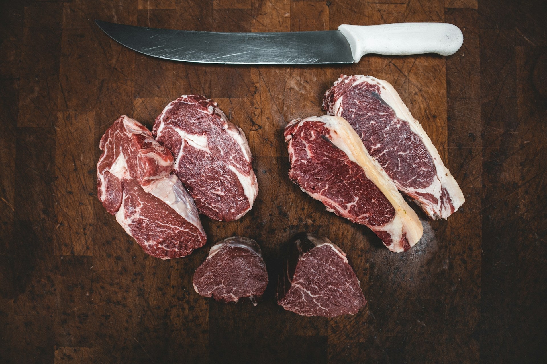 What's the problem with 'prey model' or 'ratio' raw diets?